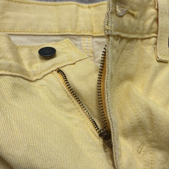 Levi's Women's Yellow Straight Leg Jeans Nwt Size 29x30 - Picture 6 of 16